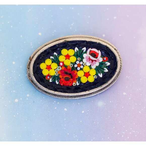 Vintage Oval Art Nouveau Intricate Floral Brooch | J26 - Picture 1 of 2